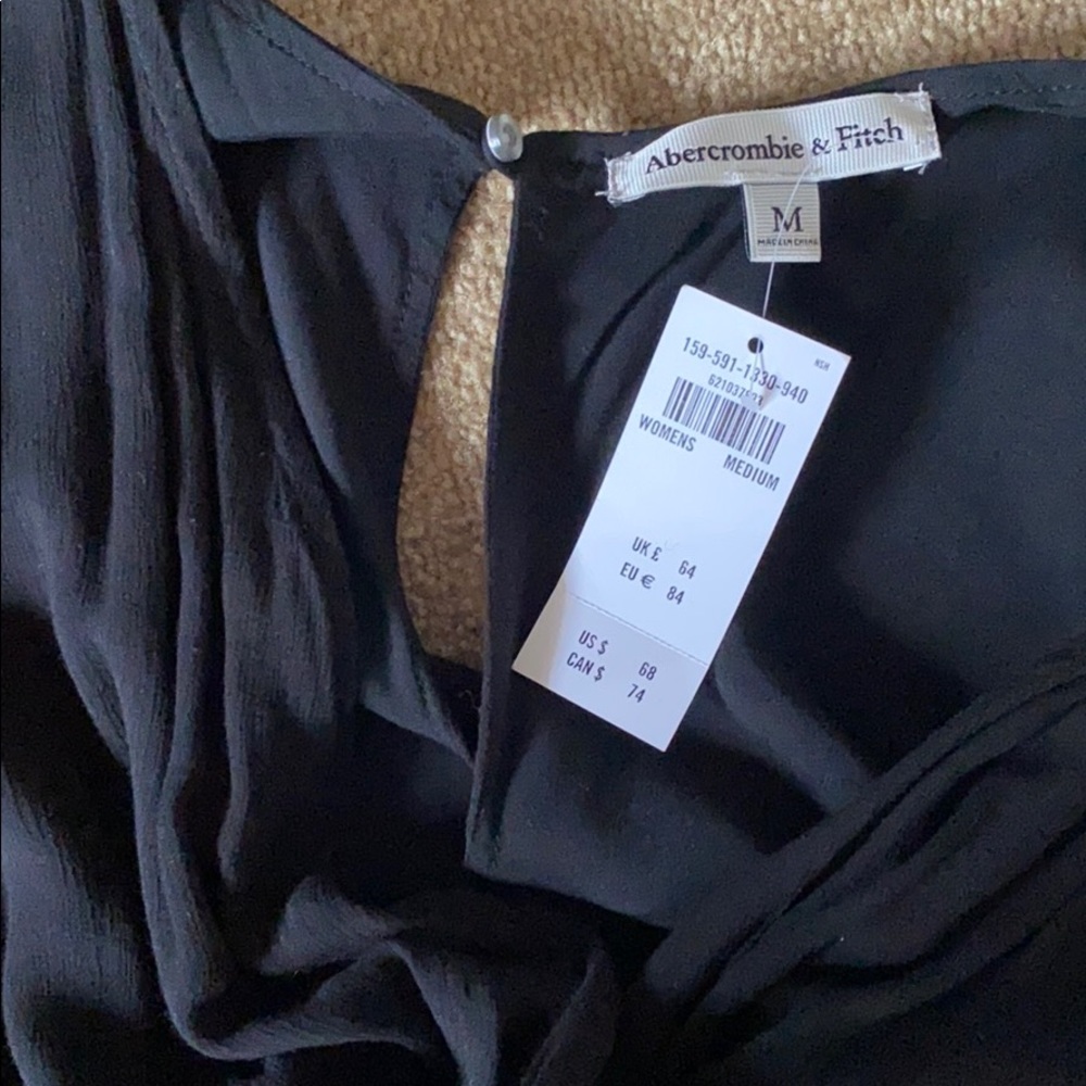 NWT! Abercrombie & Fitch Romper - Picture 6 of 6